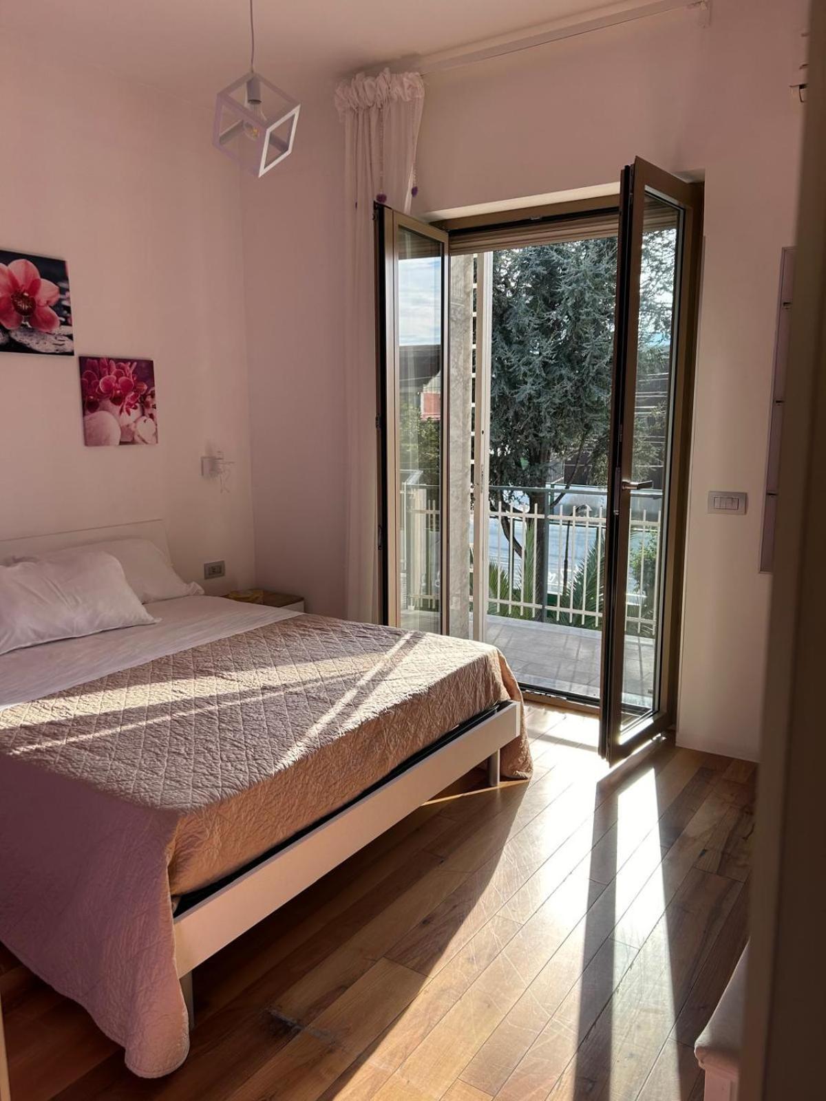 B&B Serangi - Il Piacere Di Sentirsi A Casa Cercola Exterior photo